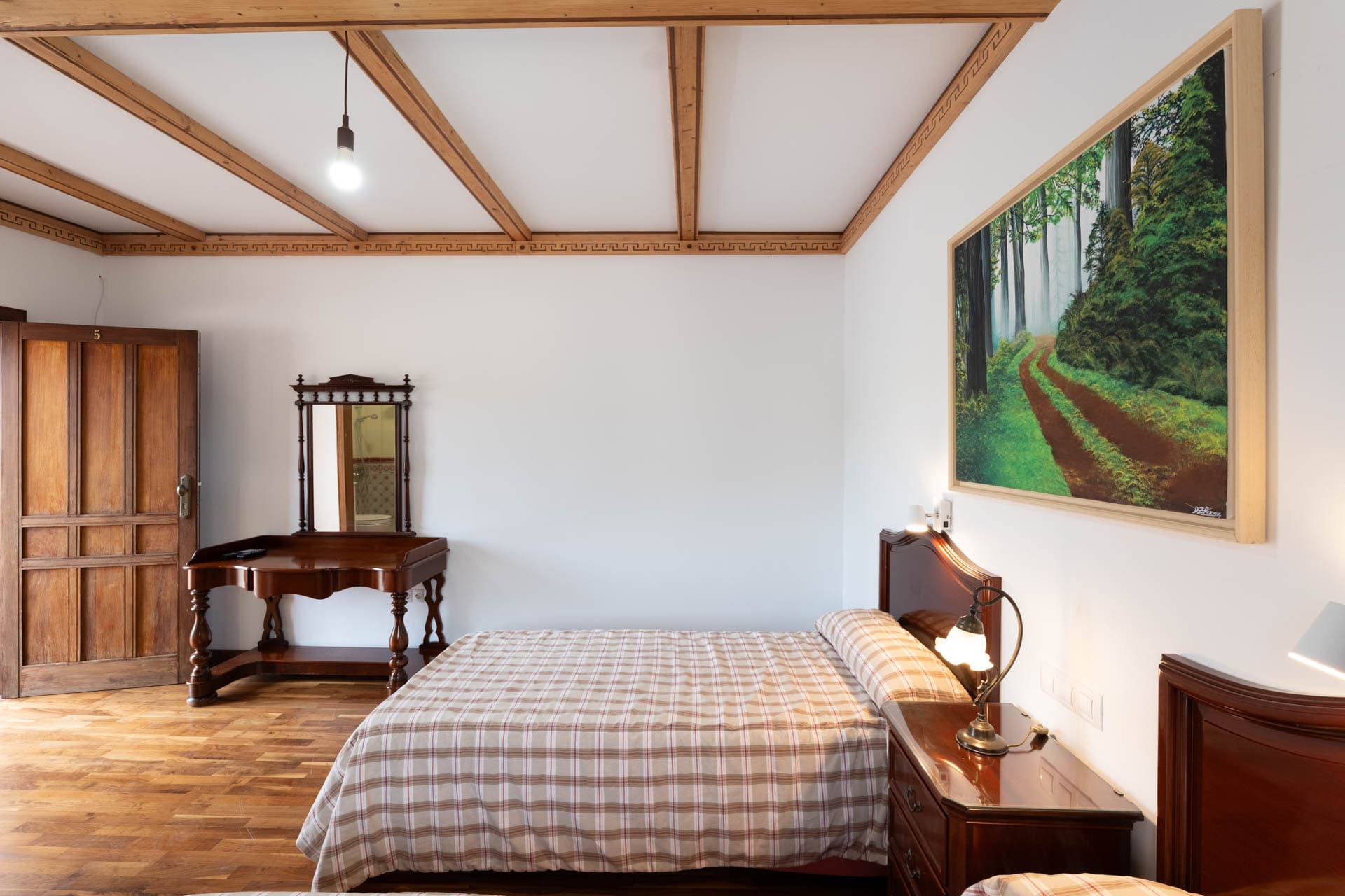 Dormitorio doble con baño propio en Finca Anconito Arona