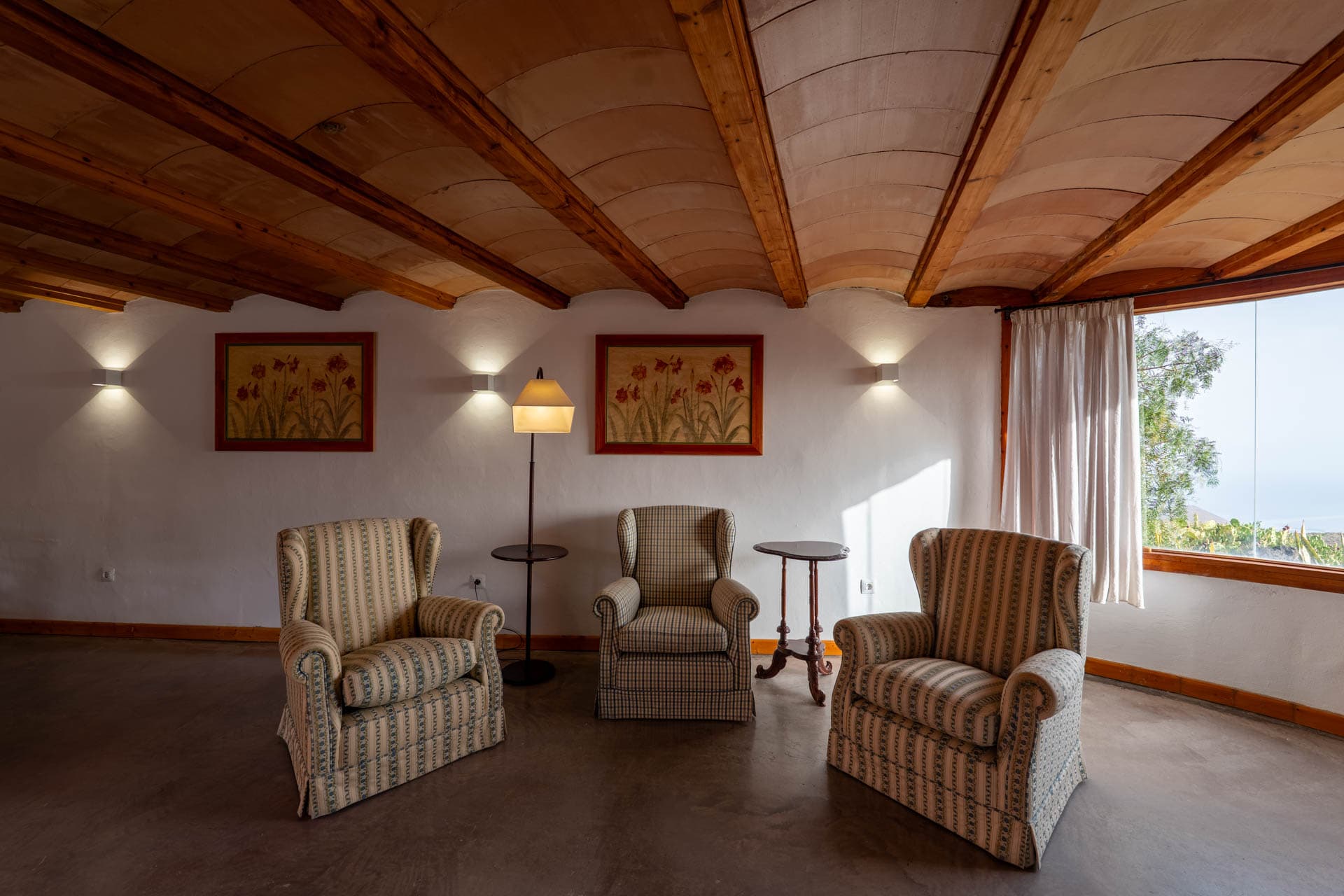 Detalle de la sala multifunción de La Cochinera en Finca Anconito